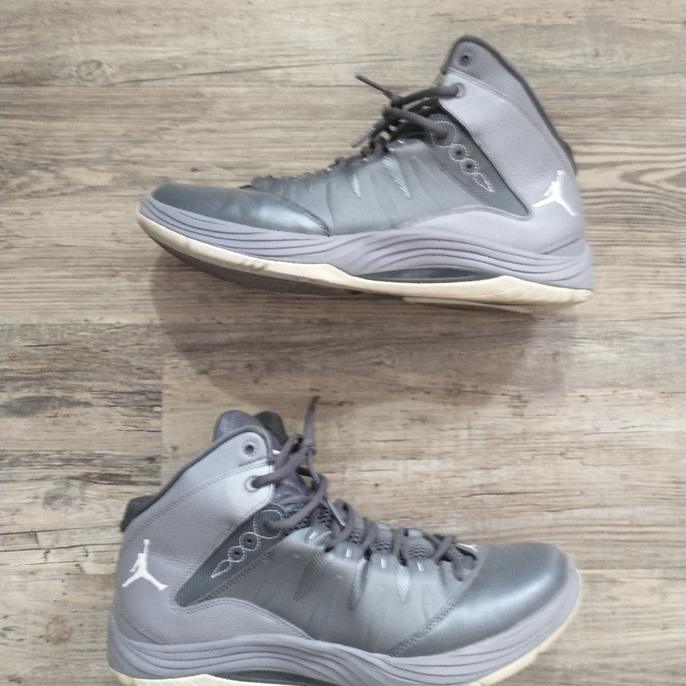 Jordan - Picture 2 of 2